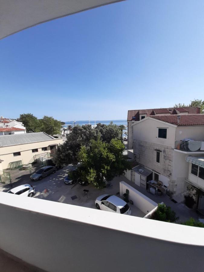 Rooms N&M Baška Voda Esterno foto